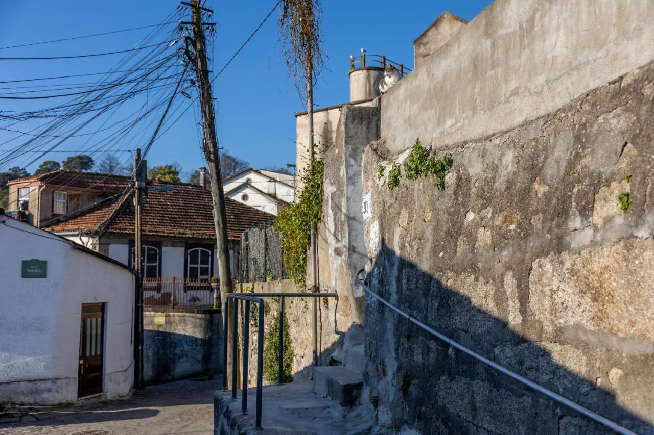 House On A Rustic Island At Campanha Trainstation Porto Exterior foto